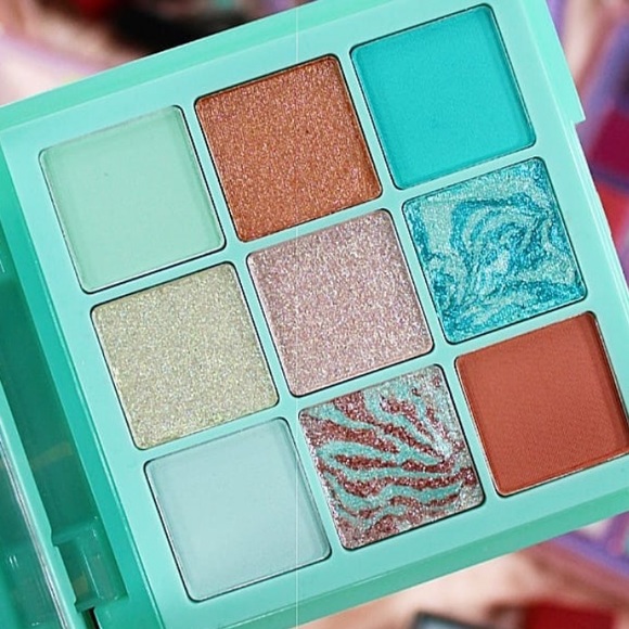 Huda Beauty Mint Pastel Obsession Eyeshadow Palette BNIB - Picture 16 of 16